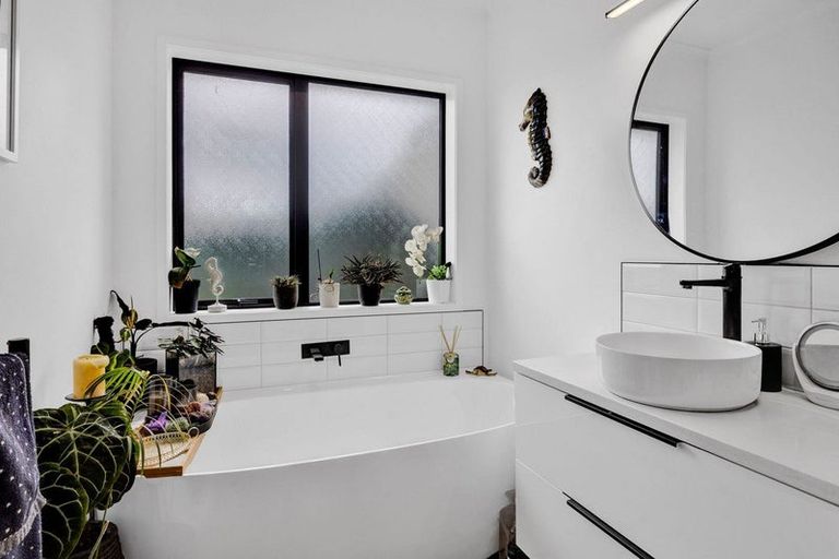 Photo of property in 111a Denby Road, Hawera, 4672