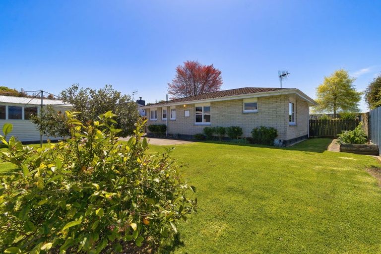 Photo of property in 19 Flaxmere Avenue, Flaxmere, Hastings, 4120