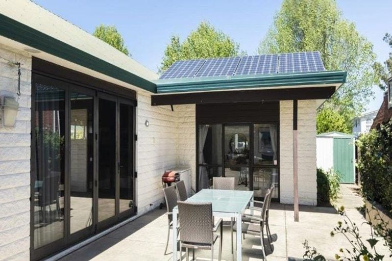 Photo of property in 52 Parkstone Avenue, Ilam, Christchurch, 8041