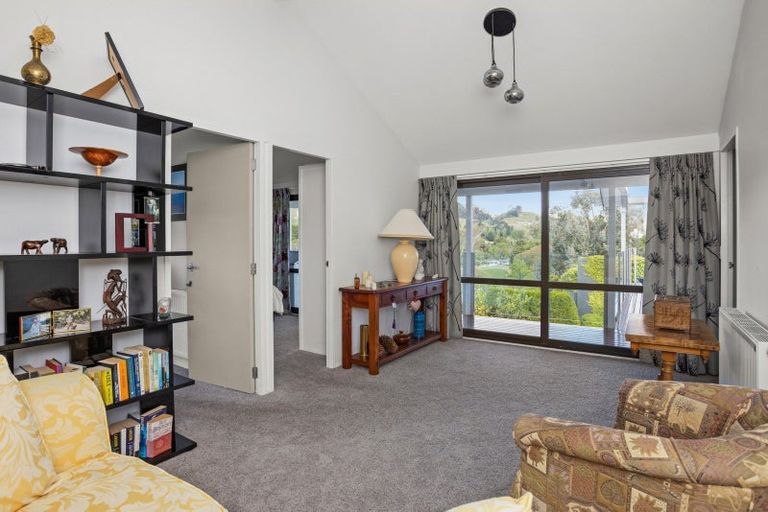 Photo of property in 37 Hikanui Drive, Havelock North, 4130