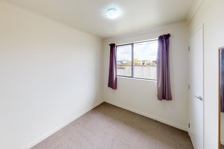 Photo of property in 16 Masefield Terrace, Kelvin Grove, Palmerston North, 4414