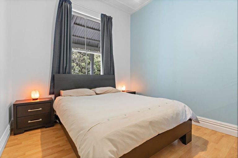 Photo of property in 63 Brandon Street, Featherston, 5710