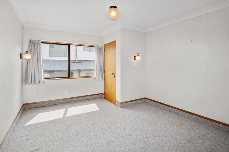 Photo of property in 24 Ngarata Avenue, Mount Maunganui, 3116