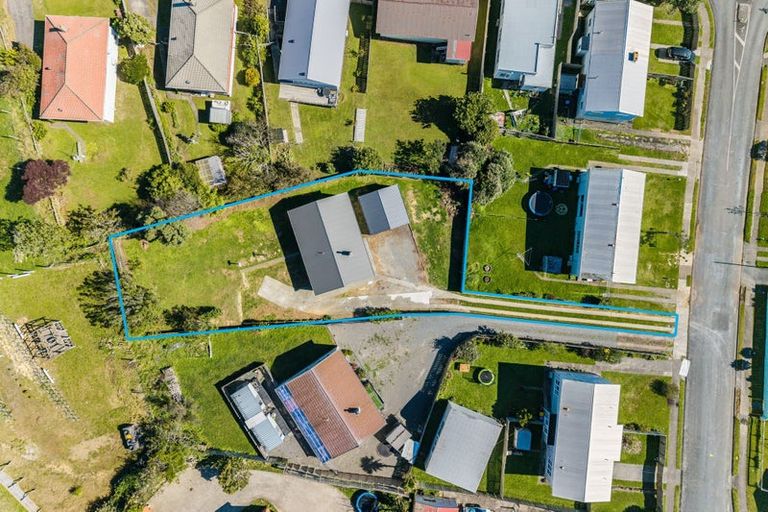 Photo of property in 25 Loongana Street, Waitangirua, Porirua, 5024