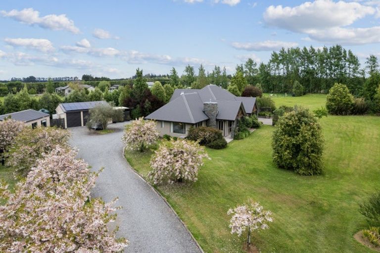 Photo of property in 2/1314 West Coast Road, West Melton, Christchurch, 7671