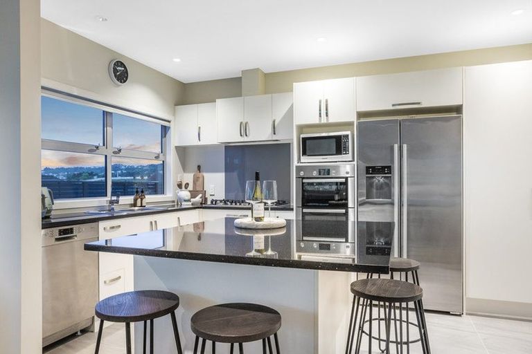 Photo of property in 17 John Burke Drive, Aotea, Porirua, 5024