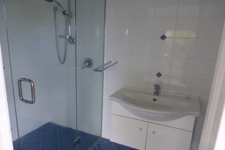 Photo of property in 16 Vardon Crescent, Shirley, Christchurch, 8061