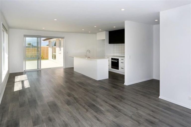 Photo of property in 12 Olivia Road, Pukekohe, 2120