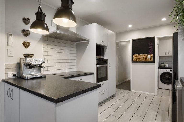 Photo of property in 28 Kea Street, Katikati, 3129