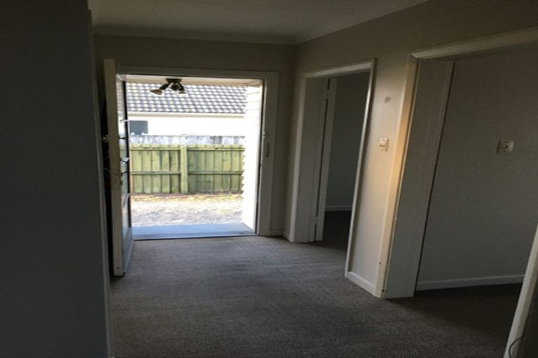 Photo of property in 11 Woodgrove Avenue, North New Brighton, Christchurch, 8083