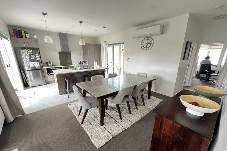 Photo of property in 10 Bellbird Street, Papakura, 2110