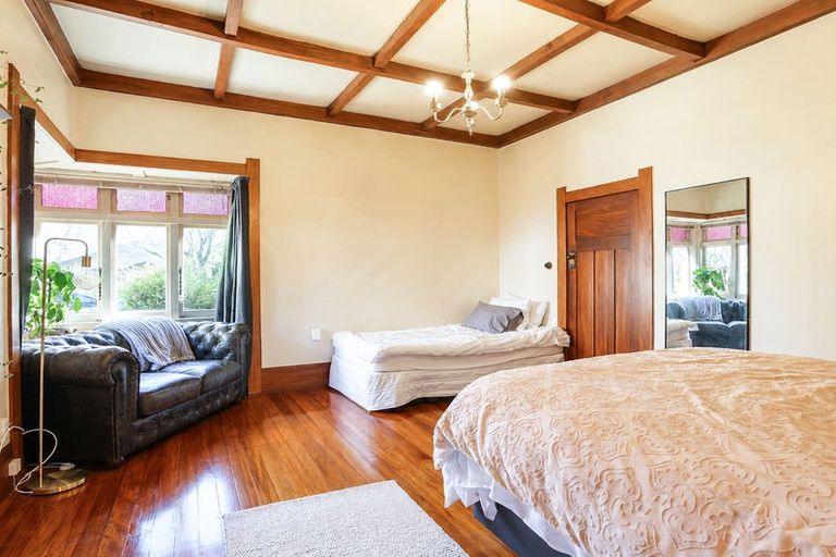 Photo of property in 24 Myrtle Street, Hamilton East, Hamilton, 3216