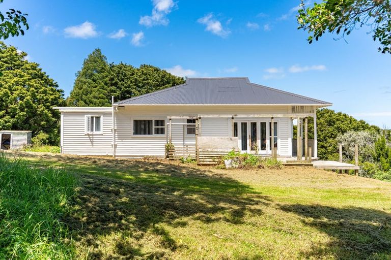 Photo of property in 1679 State Highway 12, Paparoa, 0571