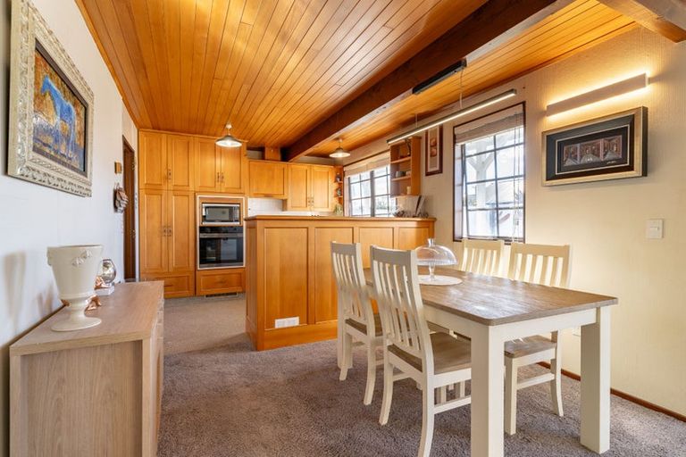 Photo of property in 1 Duthie Street, Milton, 9220