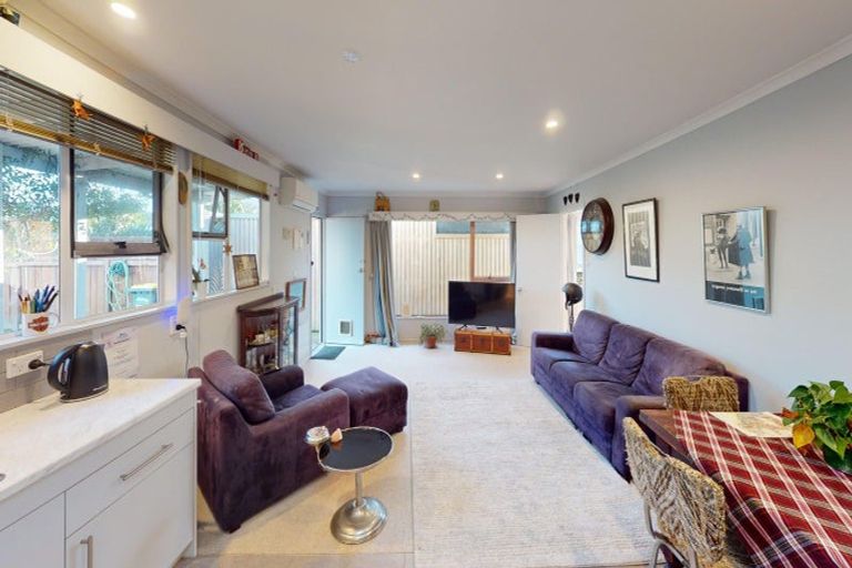 Photo of property in 107 Ryder Crescent, Levin, 5510