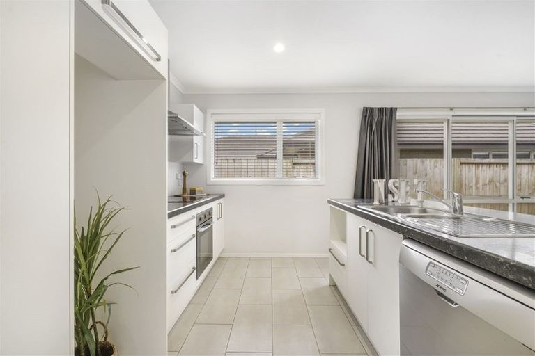 Photo of property in 17 Teatree Close, Huntington, Hamilton, 3210