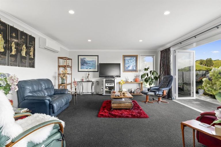 Photo of property in 19 Bryan Gallagher Place, Welcome Bay, Tauranga, 3175