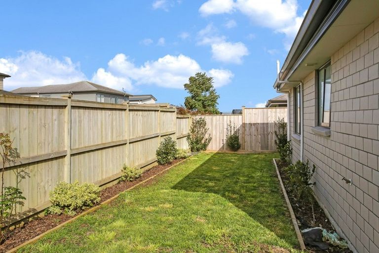 Photo of property in 15 Lusitano Drive, Karaka, Papakura, 2113