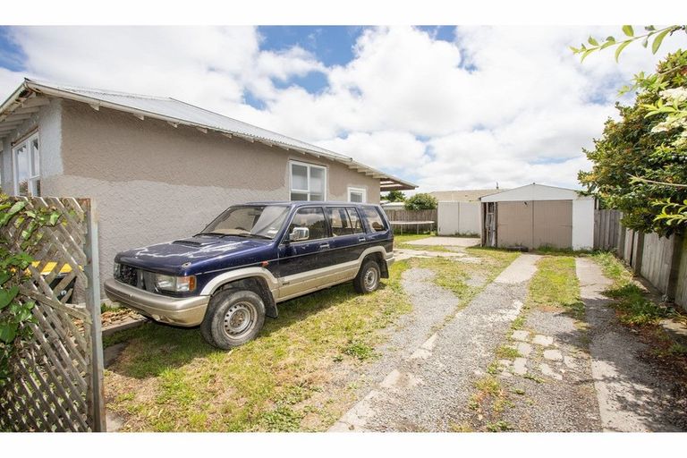 Photo of property in 1/117 Foremans Road, Islington, Christchurch, 8042