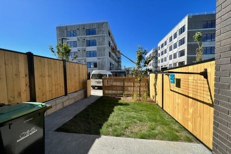 Photo of property in 148 Mcleod Road, Te Atatu South, Auckland, 0610