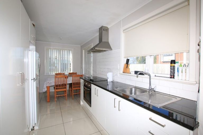 Photo of property in 35 Claymore Street, Manurewa, Auckland, 2102