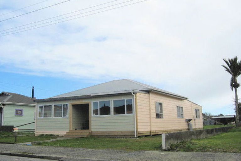 Photo of property in 18 Sturge Street, Cobden, Greymouth, 7802