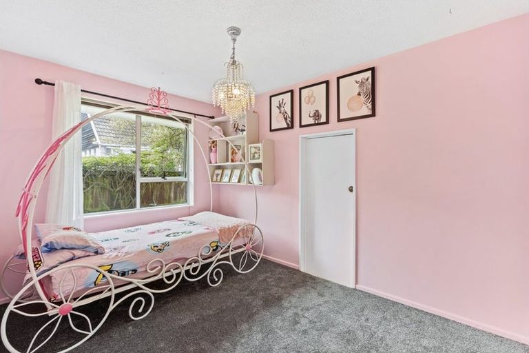 Photo of property in 6b Ingrid Street, Parklands, Christchurch, 8083