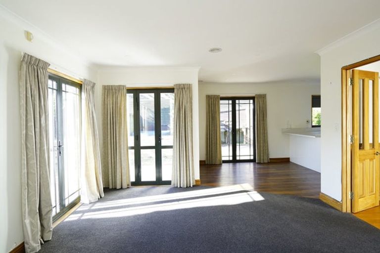 Photo of property in 391e Karori Road, Karori, Wellington, 6012