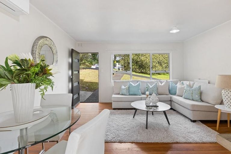 Photo of property in 1/34 Mayfield Road, Glenfield, Auckland, 0629