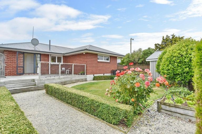 Photo of property in 4 Mcfaddens Road, St Albans, Christchurch, 8052