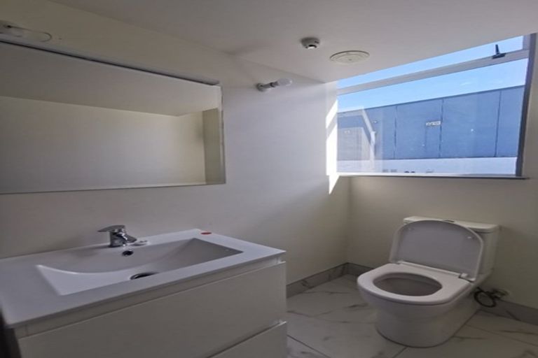 Photo of property in 1/8 Lipman Street, Mount Victoria, Wellington, 6011