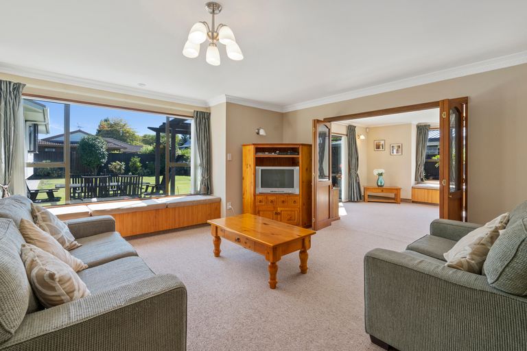 Photo of property in 20 Tyndale Place, Ilam, Christchurch, 8041