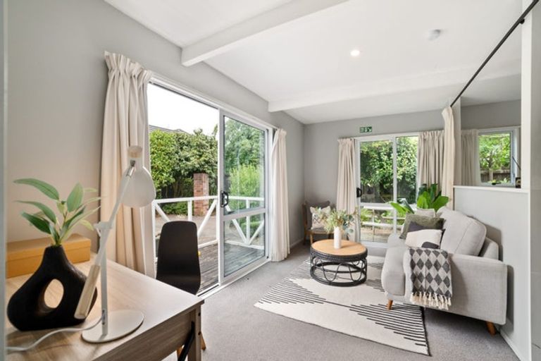 Photo of property in 58 Balrudry Street, Avonhead, Christchurch, 8042