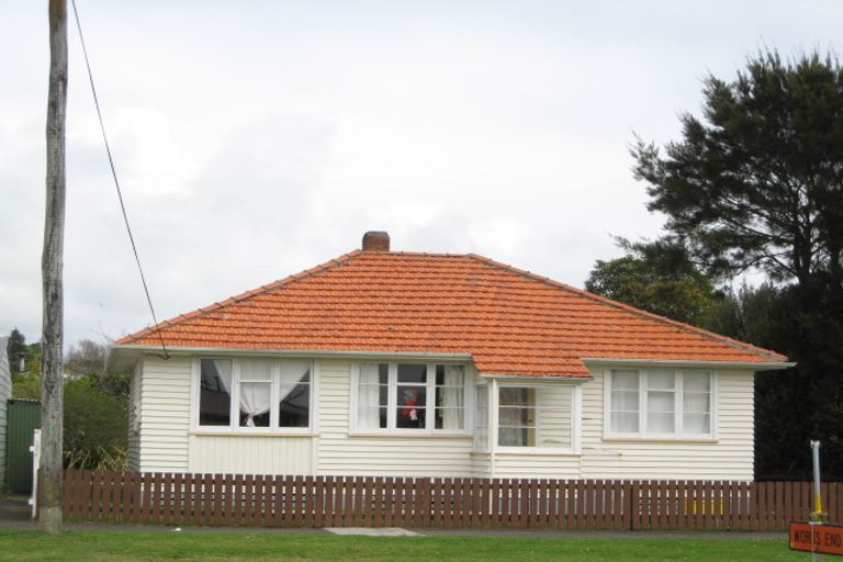 Photo of property in 27 Strange Street, Waitara, 4320