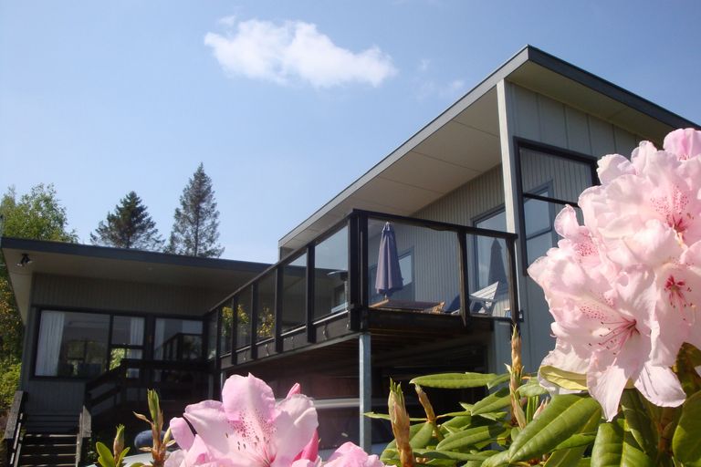 Photo of property in 45 Matuku Street, Two Mile Bay, Taupo, 3330