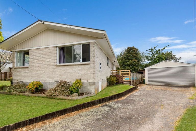 Photo of property in 4 Bay Grove, Pukehangi, Rotorua, 3015