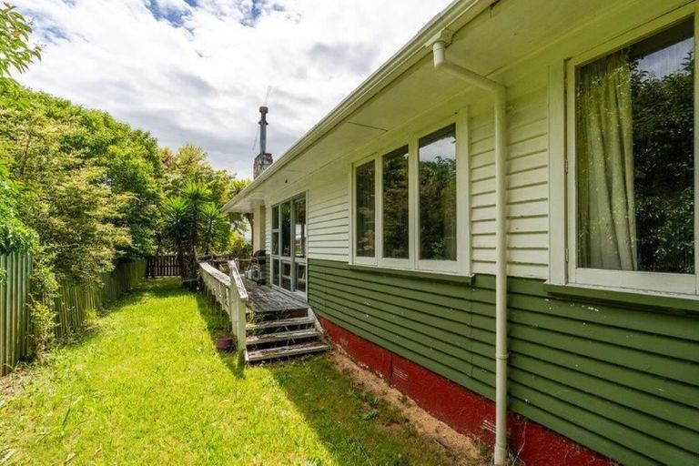 Photo of property in 11 Dalesford Street, Silverdale, Hamilton, 3216