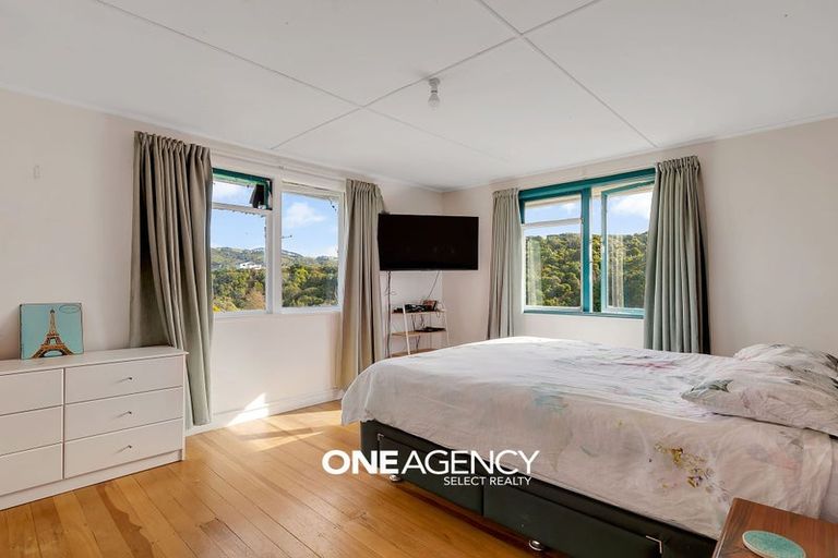 Photo of property in 32 Champion Street, Ranui, Porirua, 5024