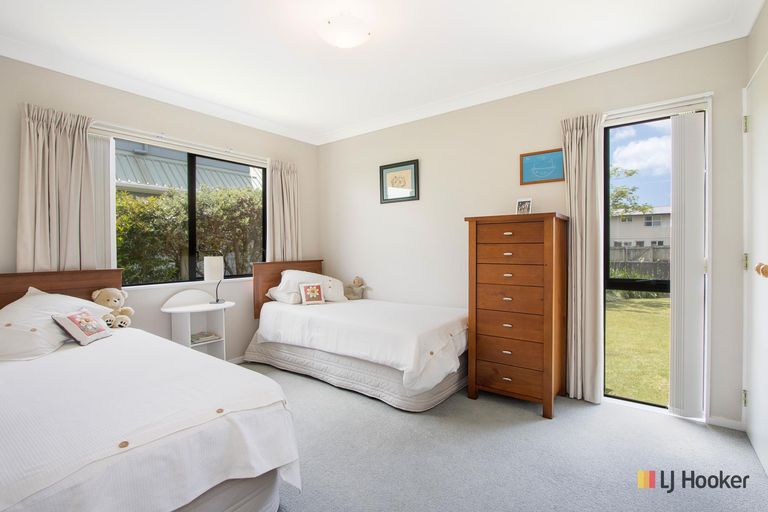 Photo of property in 10 Hereford Place, Waihi Beach, 3611