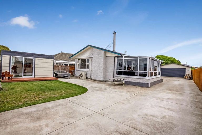 Photo of property in 150 Pacific Road, North New Brighton, Christchurch, 8083
