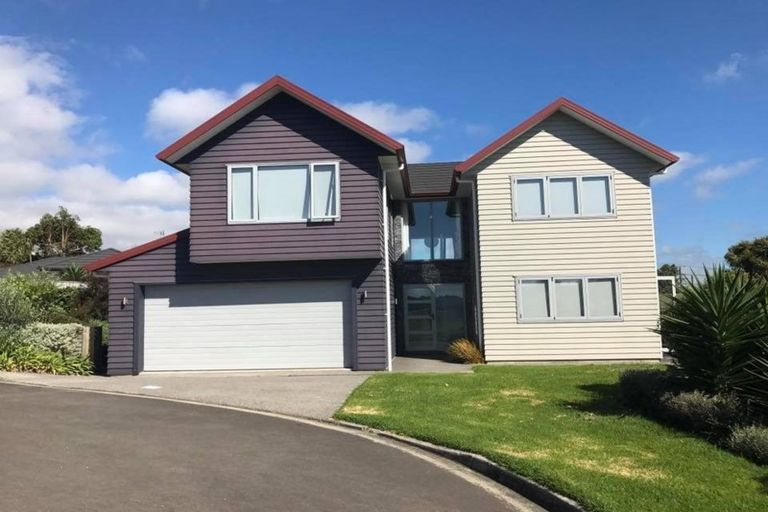 Photo of property in 4 Caterer Lane, Paraparaumu, 5032
