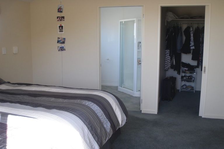 Photo of property in 120 Wexford Road, Miramar, Wellington, 6022