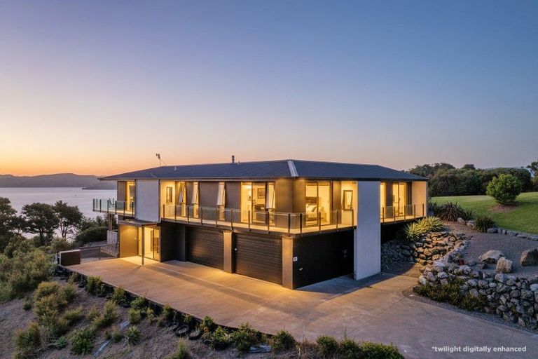 Photo of property in 135 Huihana Lane, Wyuna Bay, Coromandel, 3581