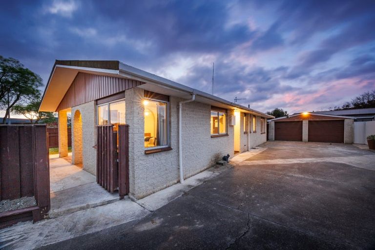 Photo of property in 49 Kaimanawa Street, Kelvin Grove, Palmerston North, 4414