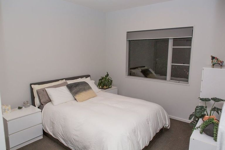 Photo of property in Monterey Apartments, 18/232 Middleton Road, Glenside, Wellington, 6037