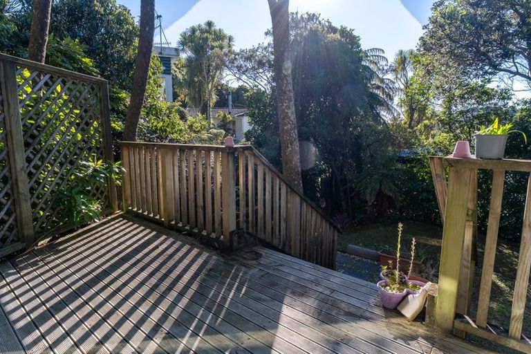 Photo of property in 3a Maldive Street, Khandallah, Wellington, 6035