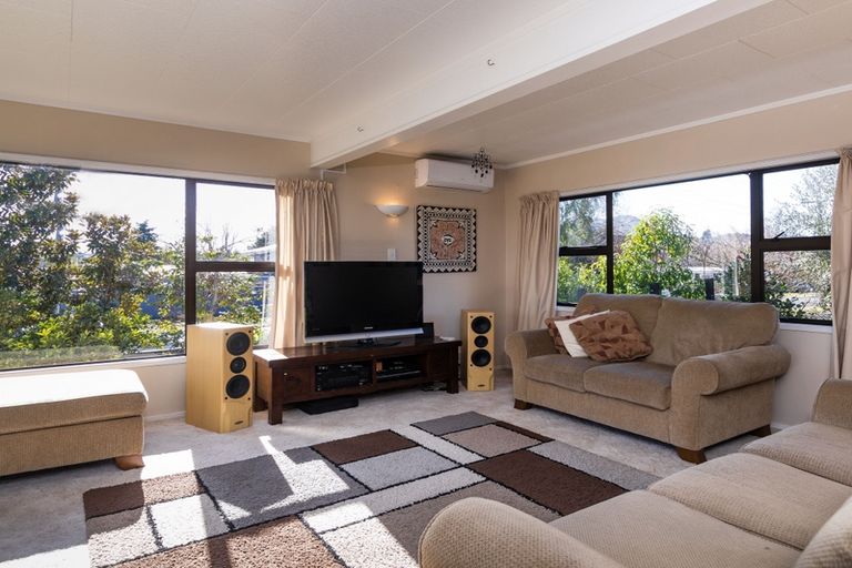 Photo of property in 49 Matuku Street, Two Mile Bay, Taupo, 3330
