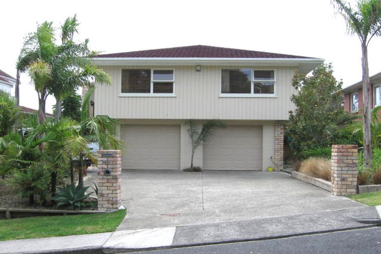 Photo of property in 4 Red Bluff Rise, Campbells Bay, Auckland, 0630