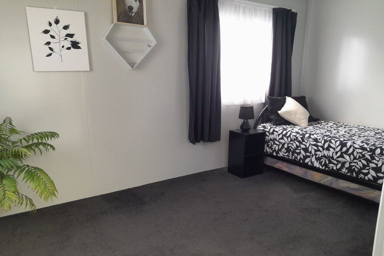 Photo of property in 49 Avalon Drive, Nawton, Hamilton, 3200