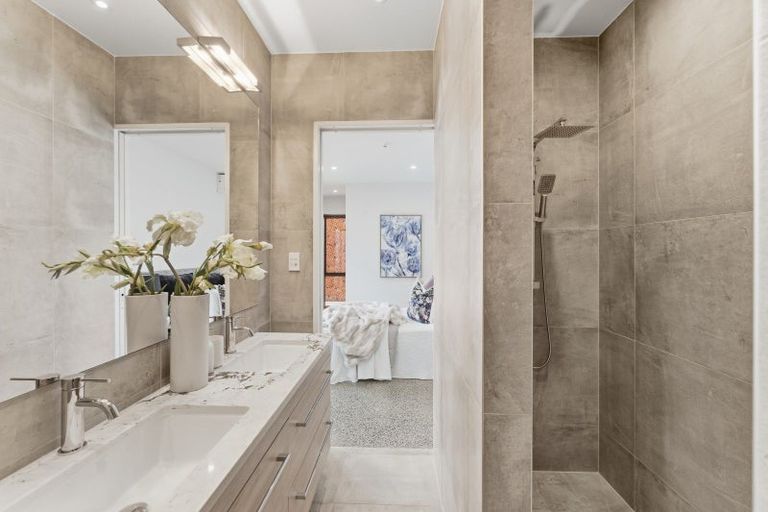 Photo of property in 18 Liquidambar Drive, Hobsonville, Auckland, 0616